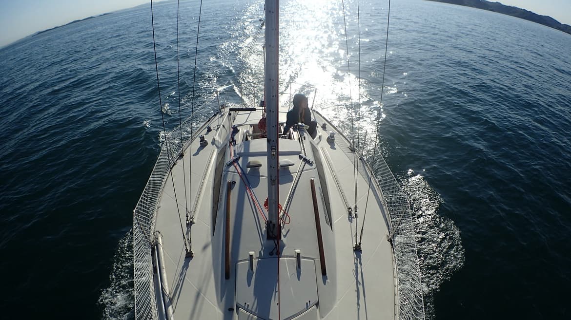 岡山県瀬戸内市牛窓町のペンションくろしお丸のオーナーとヨット